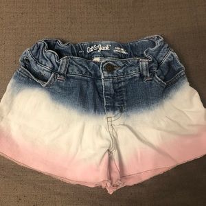 Cat & Jack girls size 7/8 ombré Jean shorts